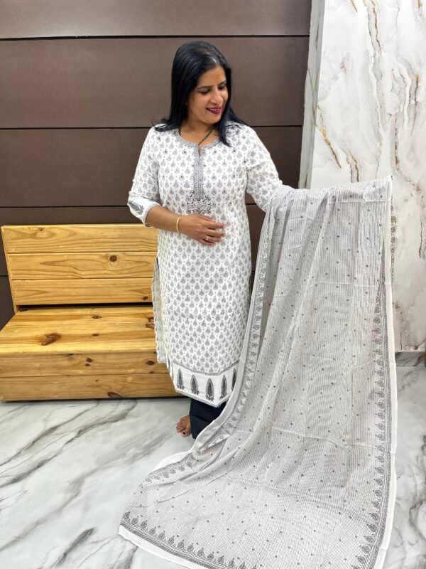 Ready to Wear-RTW 887755